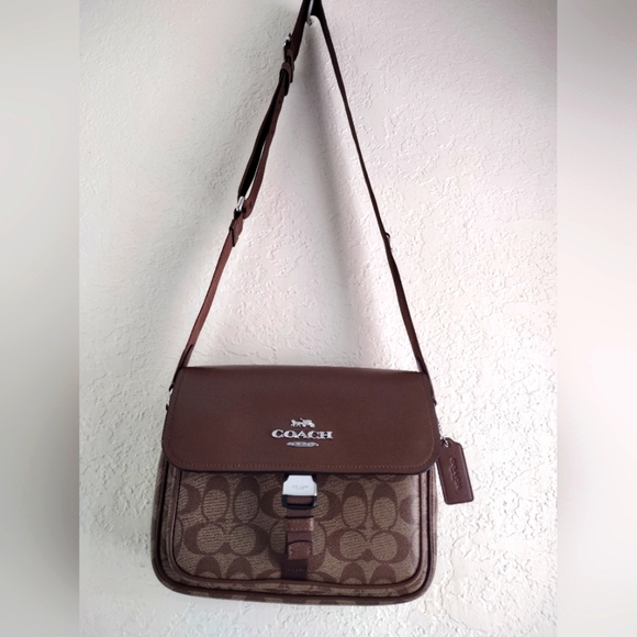 COACH Signature Pace Bag CR131 Khaki - Picture 6 of 17